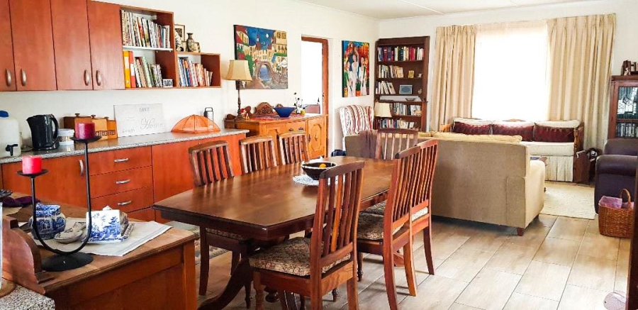 3 Bedroom Property for Sale in Sandbaai Western Cape